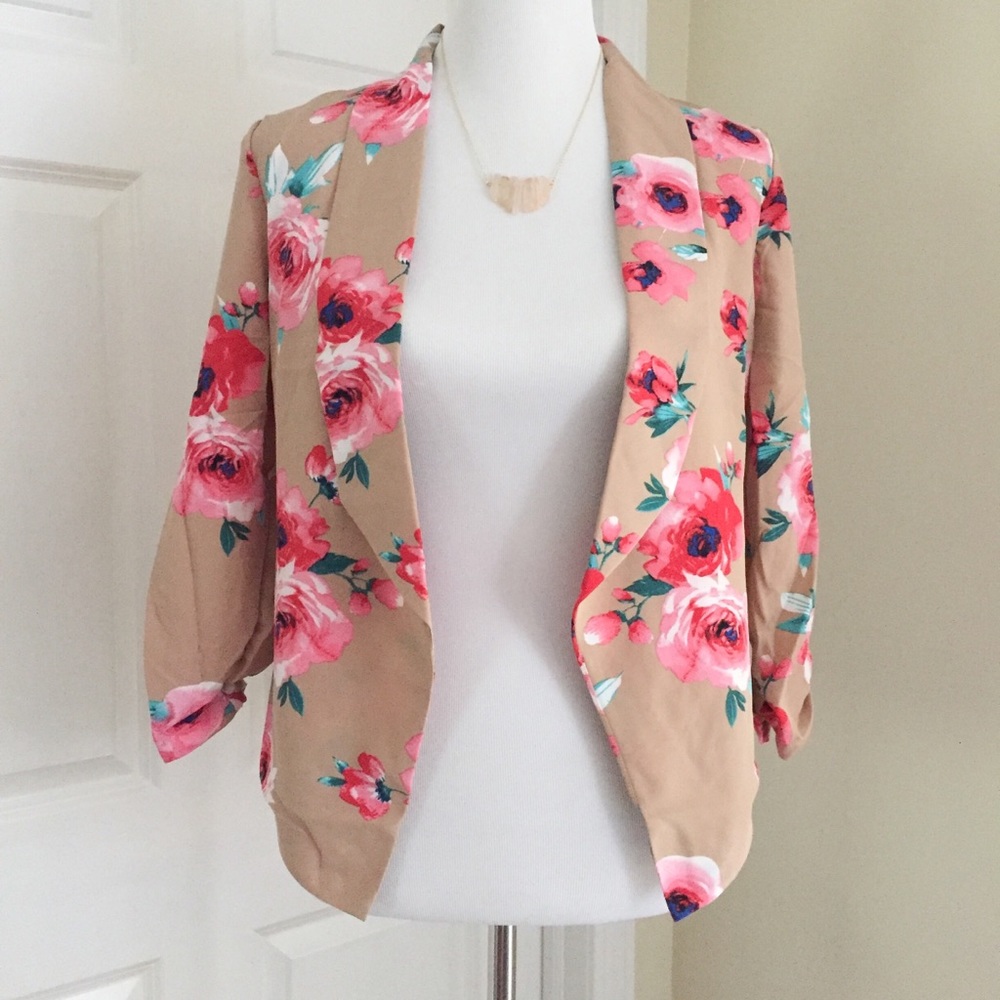 LAST: Large Floral Print Blazer - Picture 6 of 8